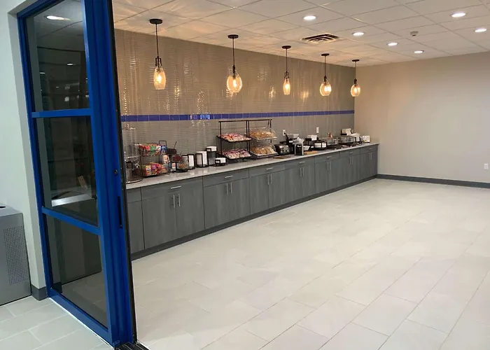 Best Western Plus Clarks Summit Scranton Hotel